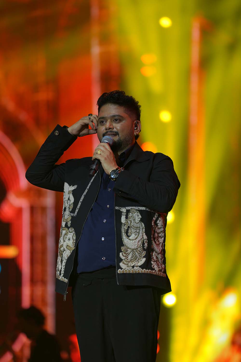 B AJANEESH LOKNATH 13